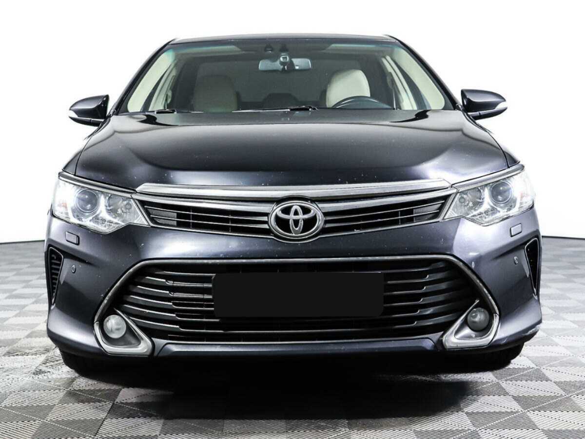 Toyota Camry с пробегом — 2015 год. Посмотреть фото