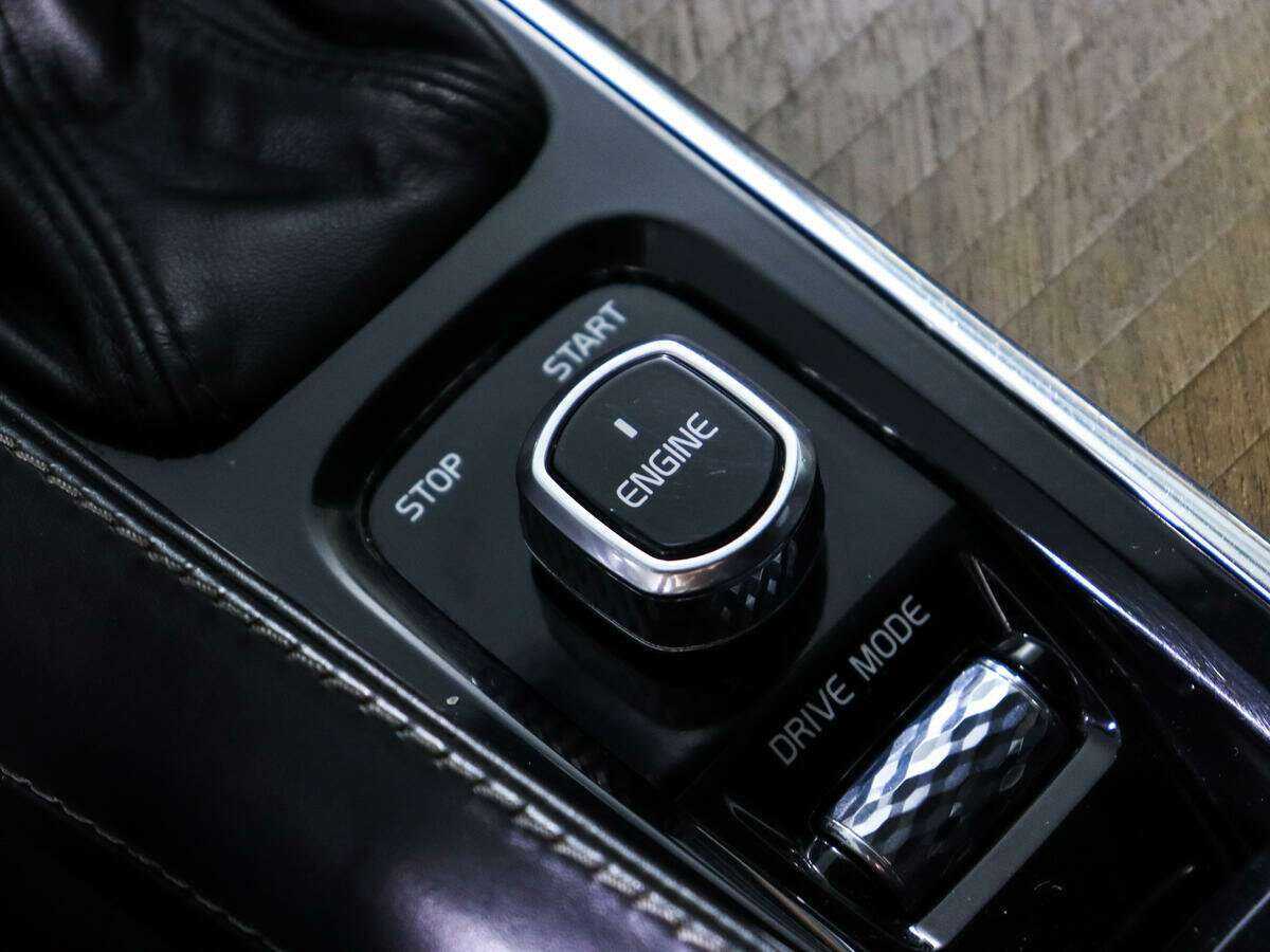 Volvo XC90 с пробегом — 2017 год. Фото: #19