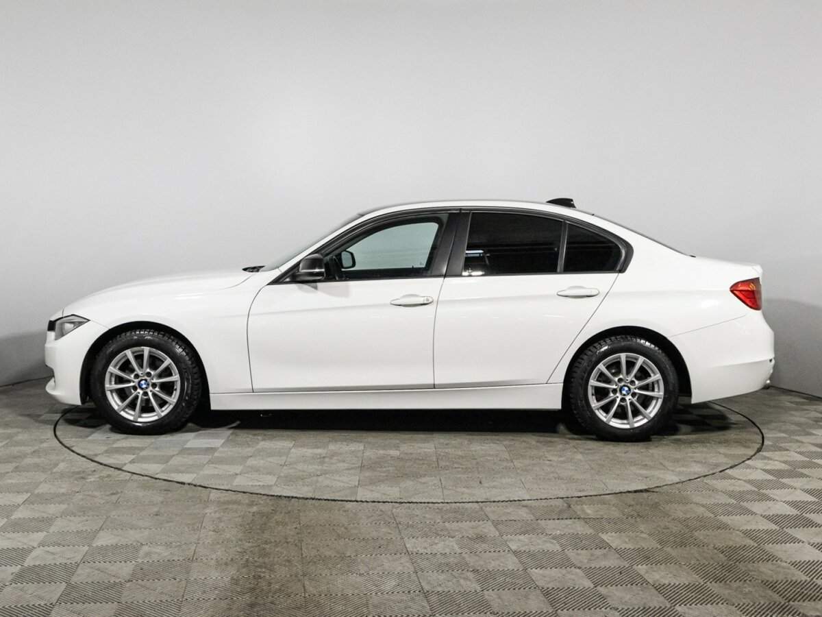 BMW 3 серии с пробегом — 2013 год. Фото: #6