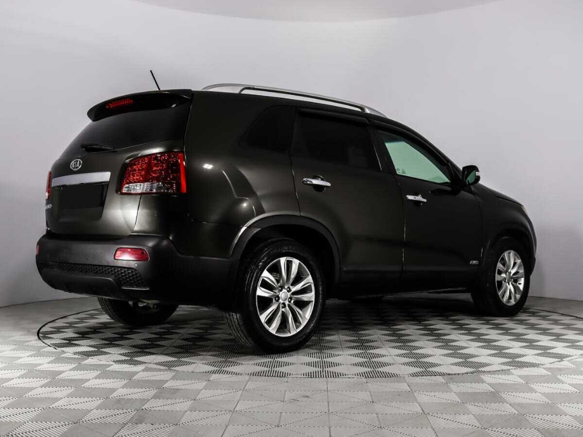 Kia Sorento с пробегом — 2011 год. Фото: #4