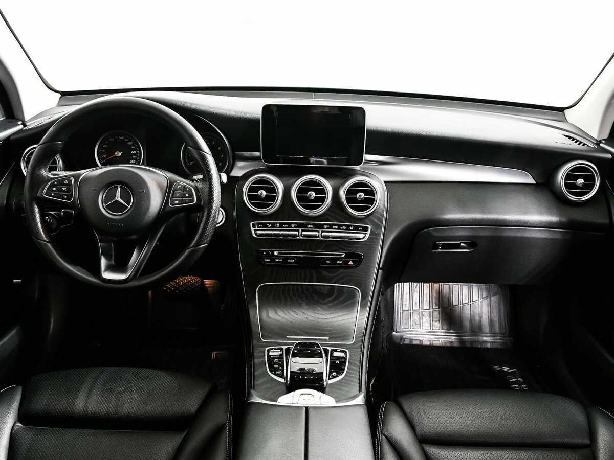 Mercedes-Benz GLC с пробегом — 2017 год. Фото: #10