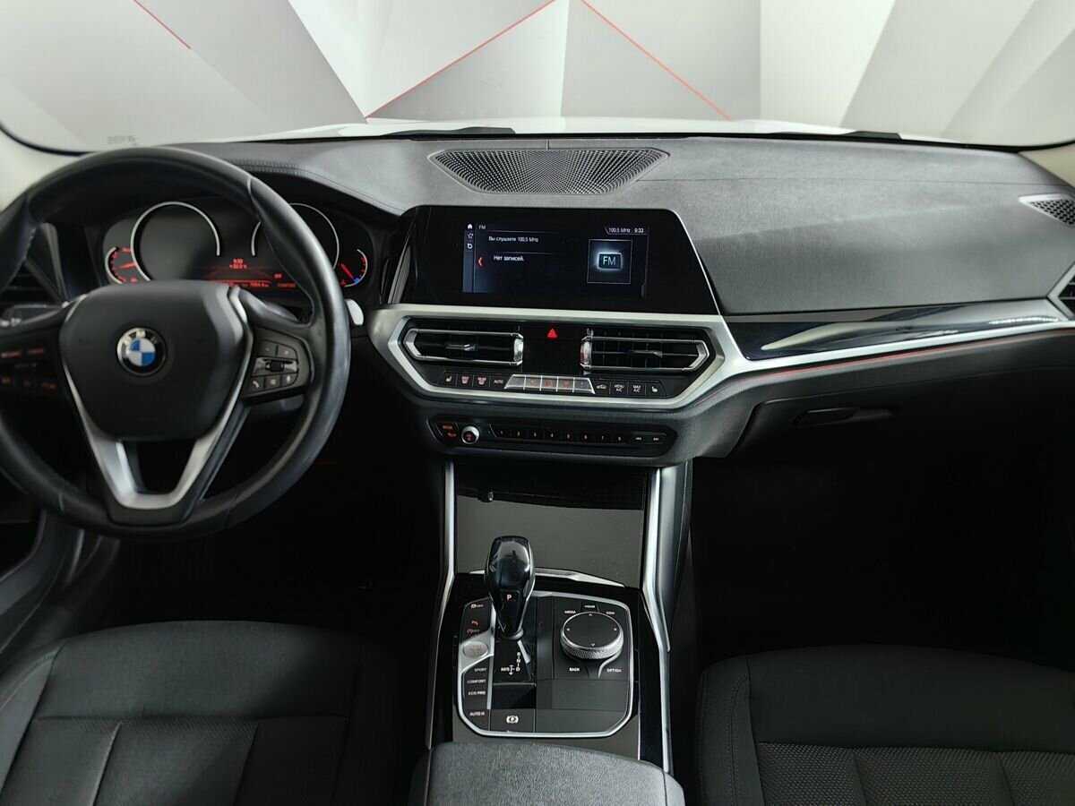 BMW 3 серии с пробегом — 2020 год. Фото: #10