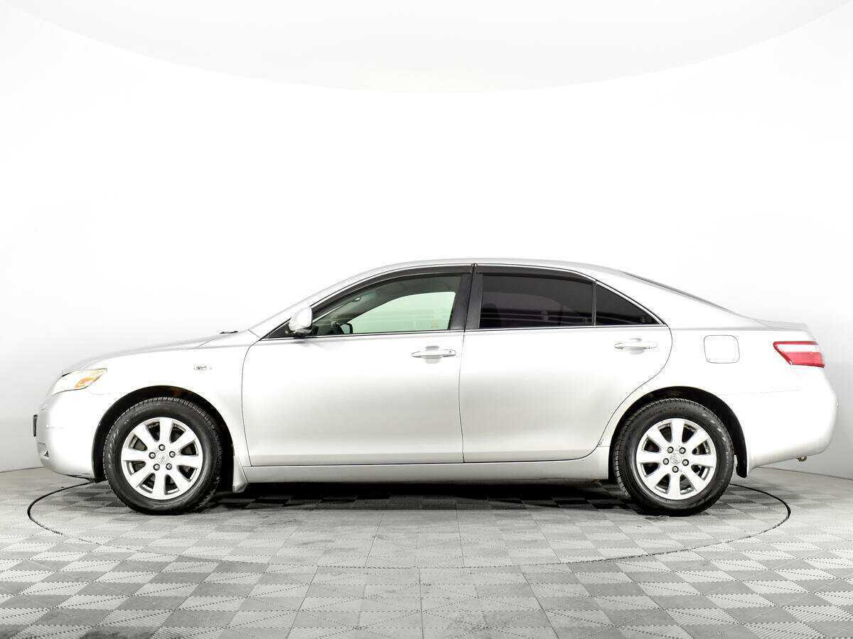 Toyota Camry с пробегом — 2008 год. Фото: #6