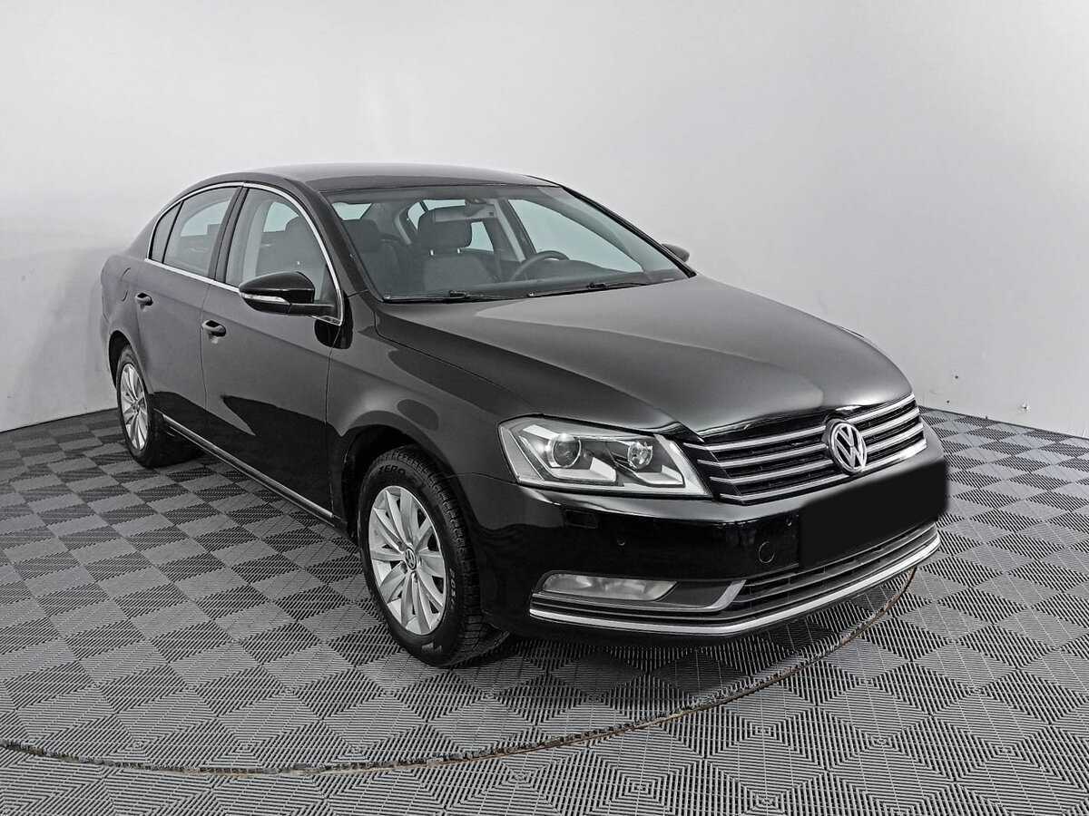 Volkswagen Passat с пробегом — 2011 год. Фото: #2