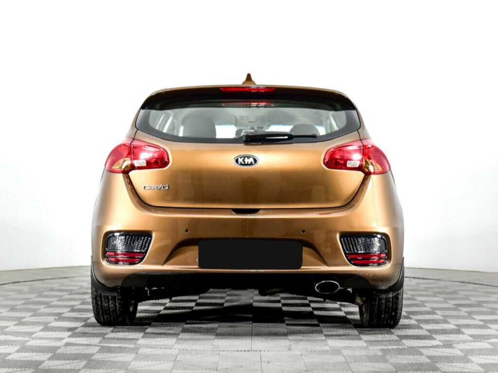 Kia Ceed с пробегом — 2017 год. Фото: #5