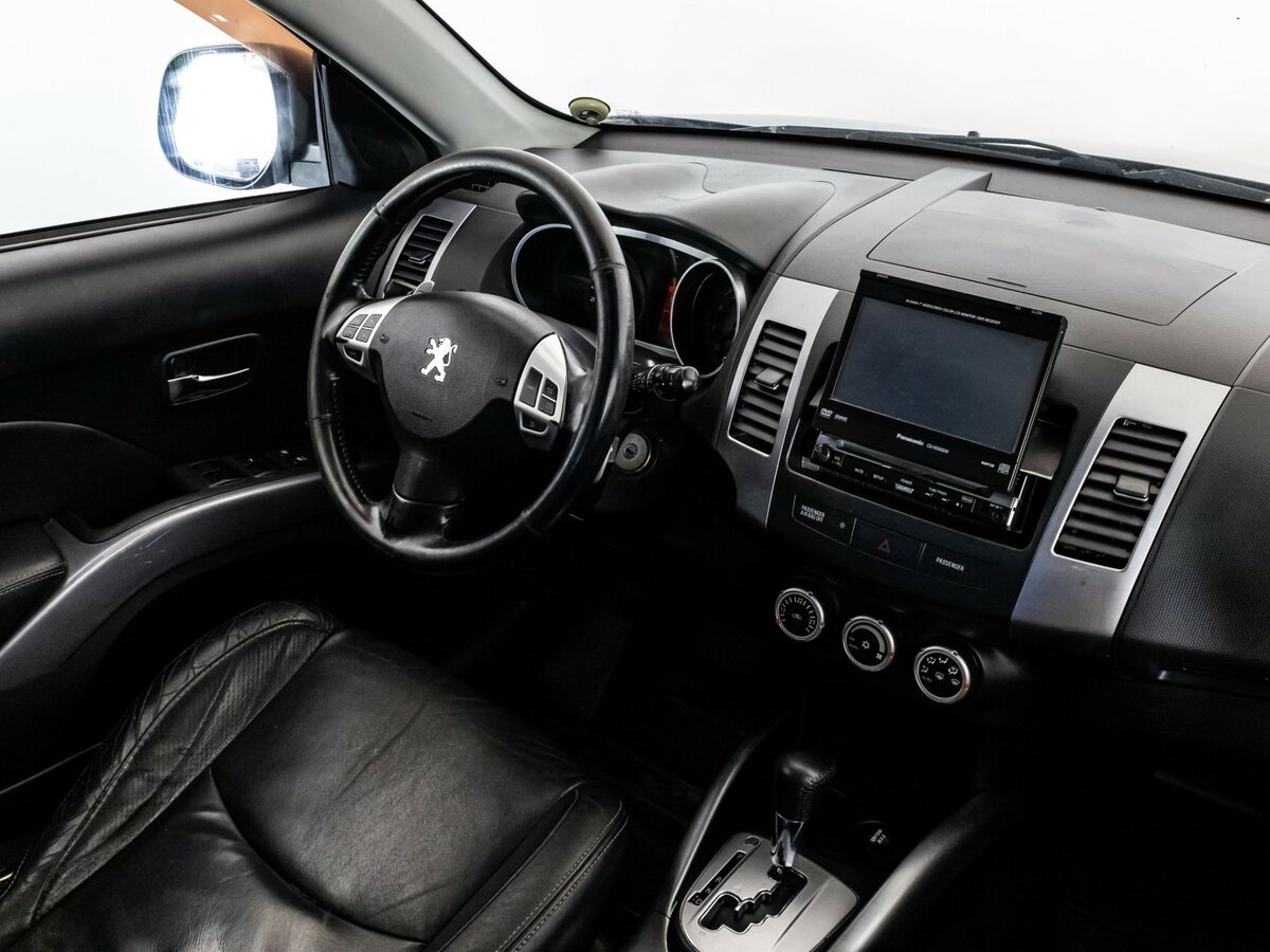 Peugeot 4007 с пробегом — 2008 год. Фото: #6