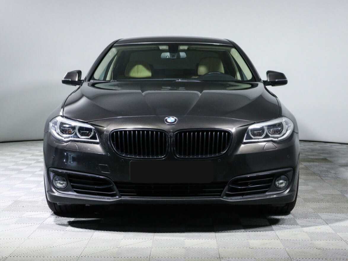BMW 5 серии с пробегом — 2016 год. Фото: #1