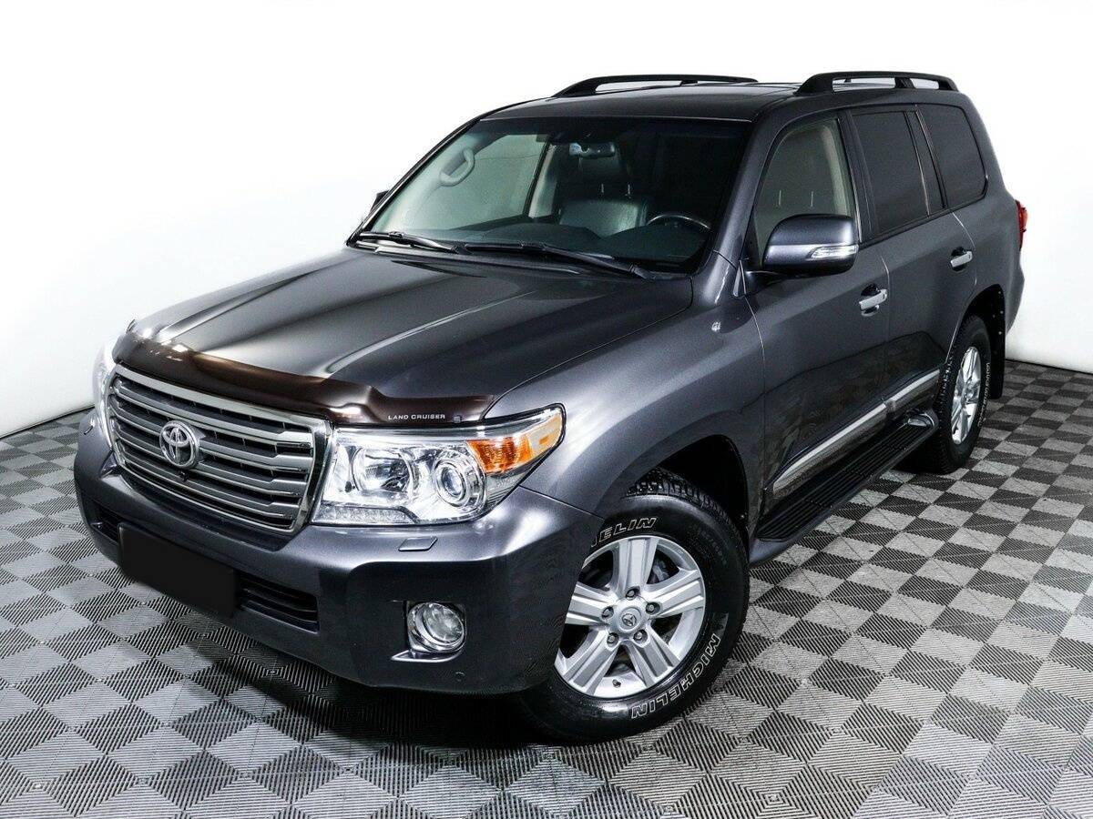 Toyota Land Cruiser с пробегом — 2014 год. Фото: #15