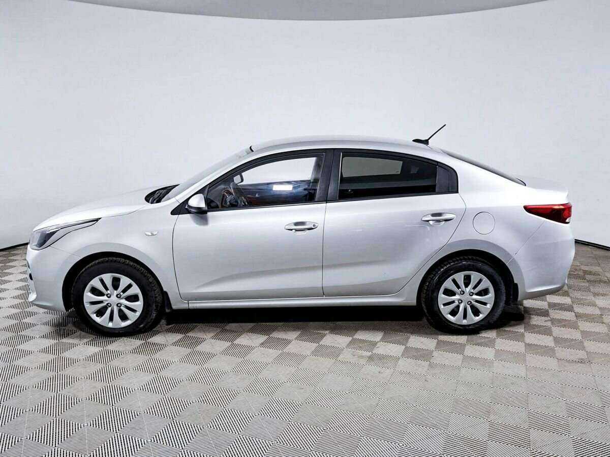 Kia Rio с пробегом — 2017 год. Фото: #7
