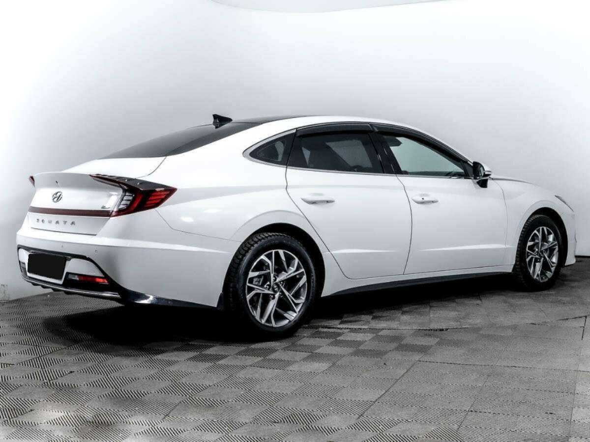 Hyundai Sonata с пробегом — 2021 год. Фото: #3