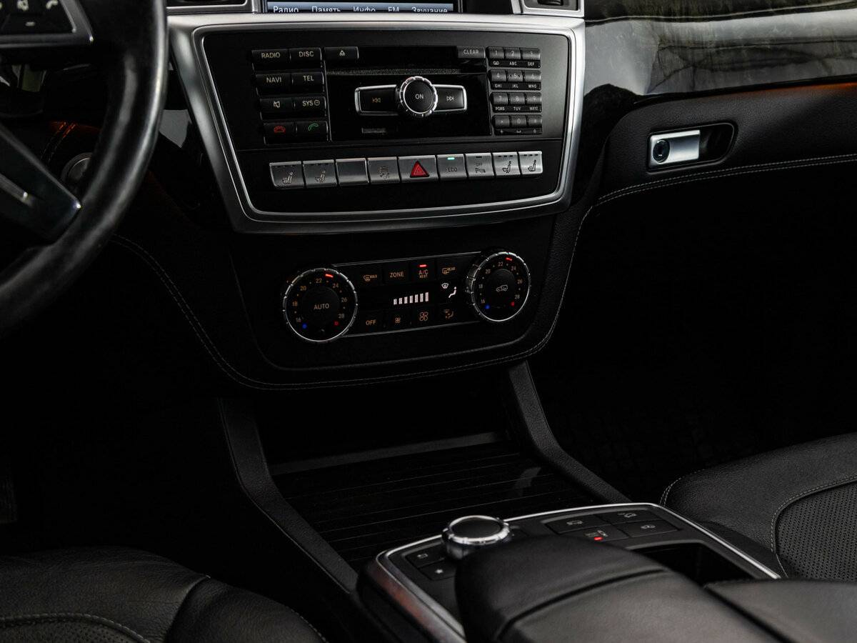 Mercedes-Benz GL-Класс с пробегом — 2014 год. Фото: #8