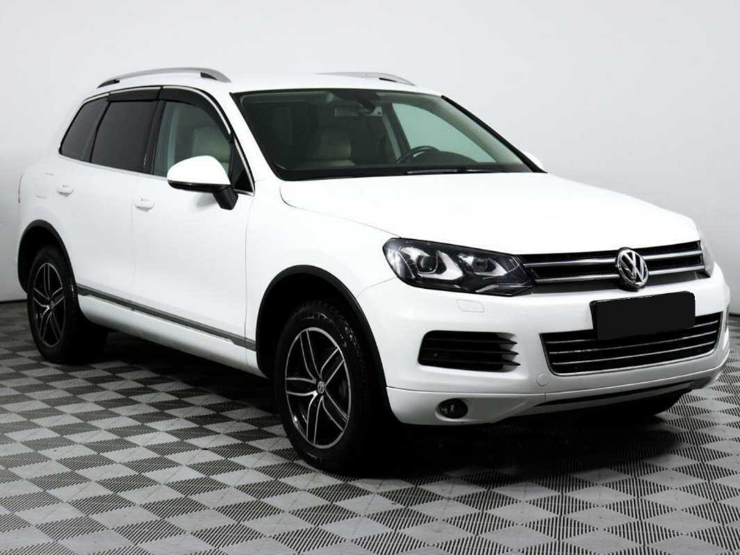 Volkswagen Touareg с пробегом — 2012 год. Фото: #2