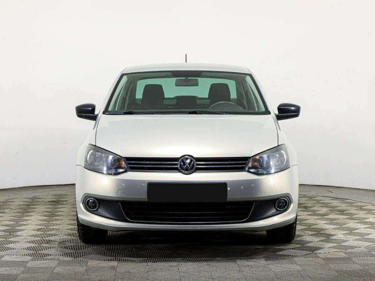Volkswagen Polo с пробегом — 2014 год. Фото: #1