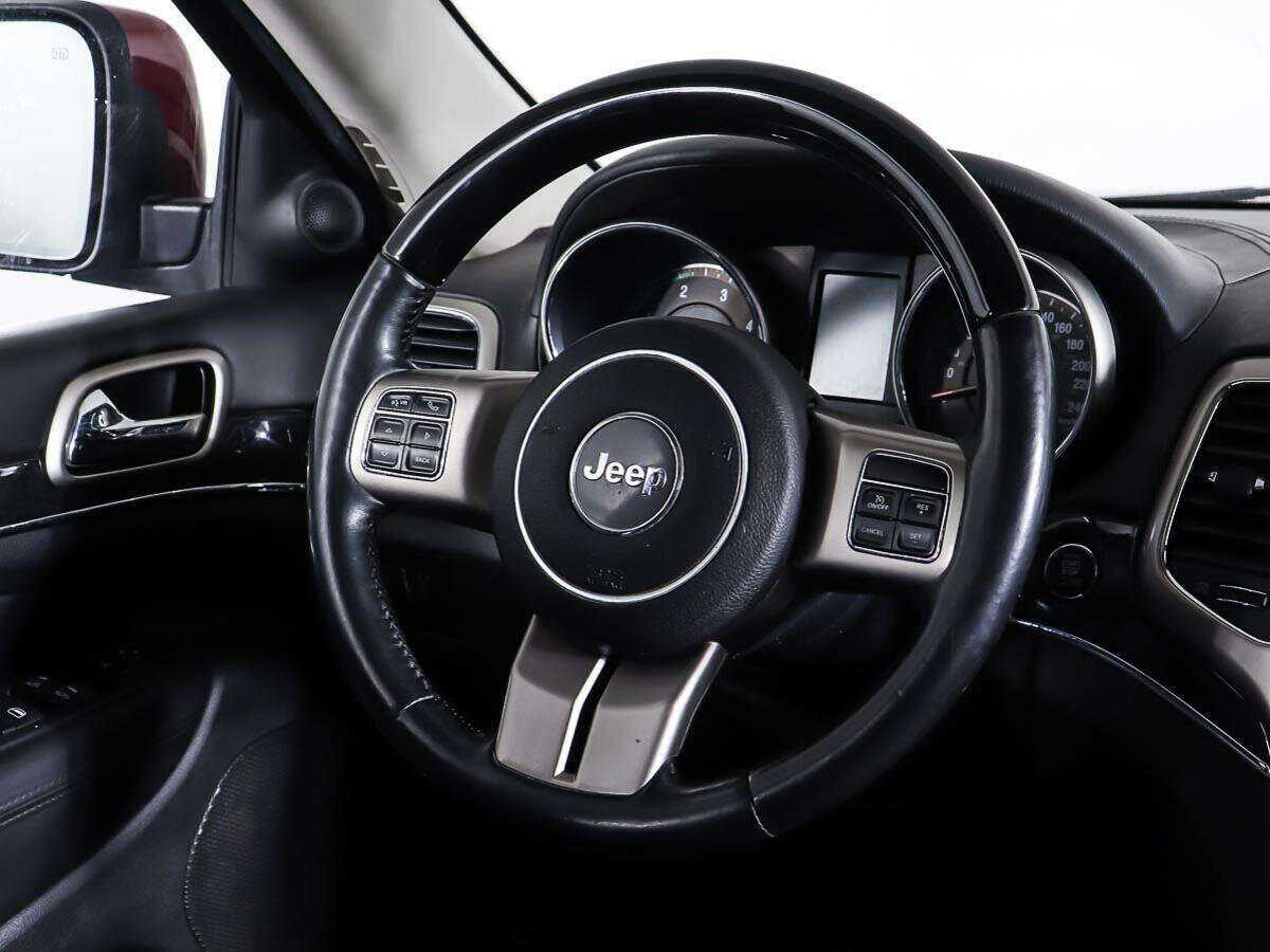 Jeep Grand Cherokee с пробегом — 2012 год. Фото: #13