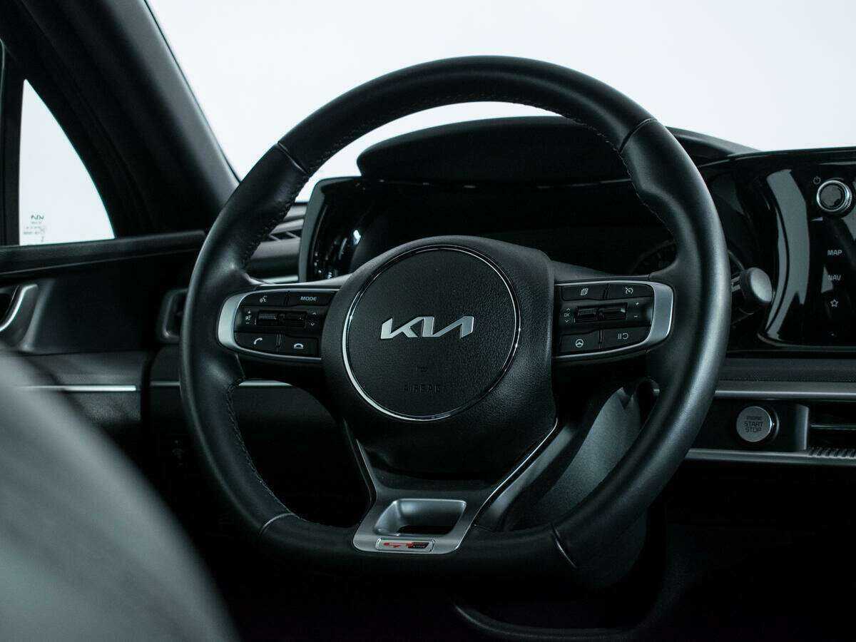 Kia K5 с пробегом — 2022 год. Фото: #13