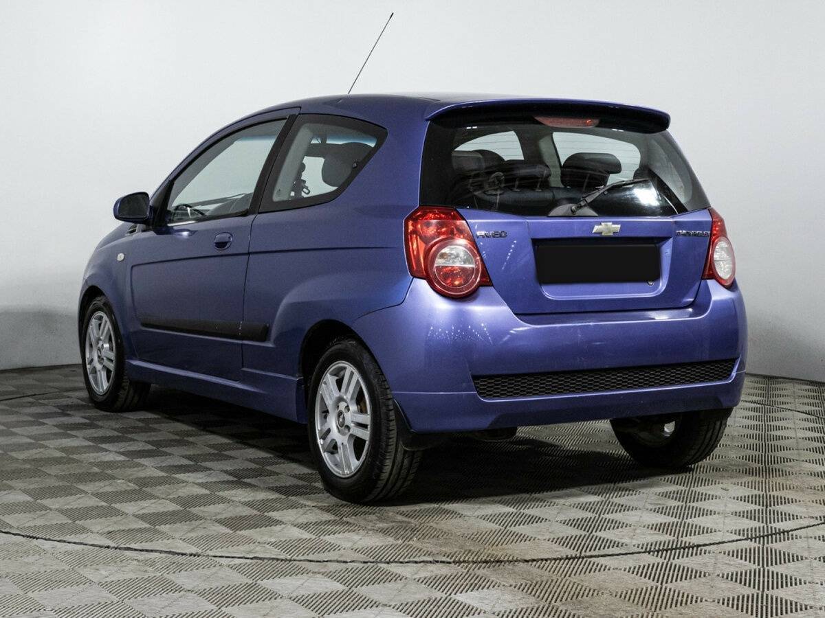 Chevrolet Aveo с пробегом — 2008 год. Фото: #6