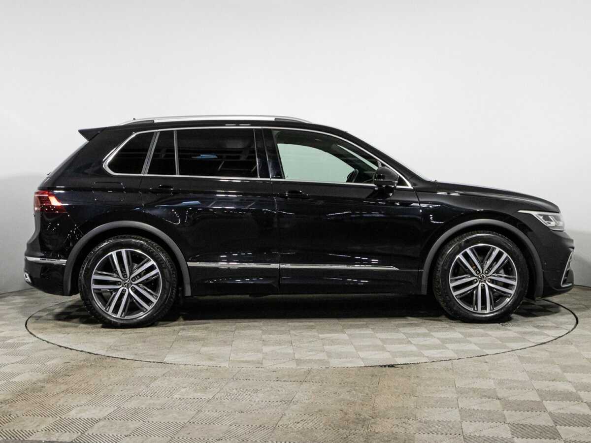 Volkswagen Tiguan с пробегом — 2021 год. Фото: #3