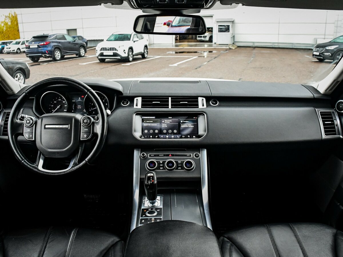 Land Rover Range Rover Sport с пробегом — 2017 год. Фото: #10