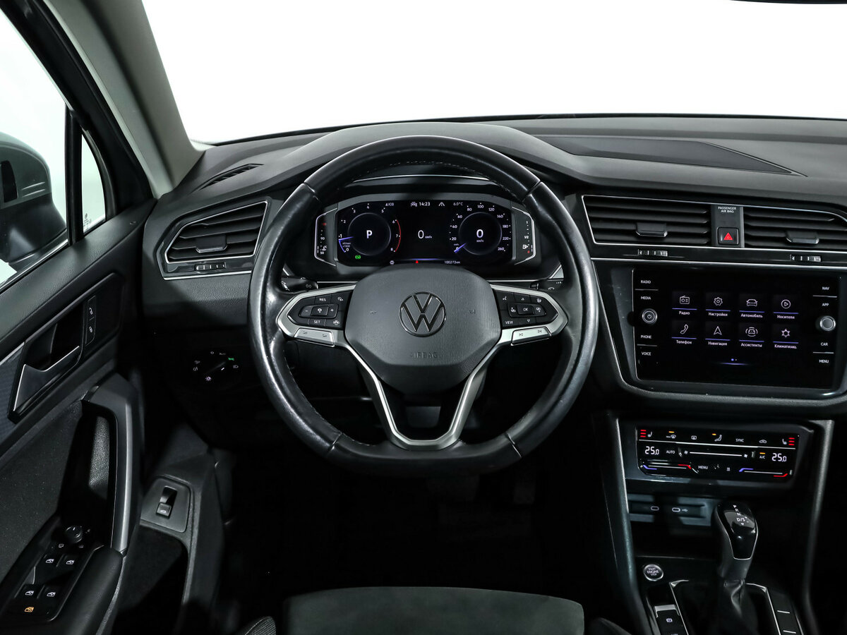 Volkswagen Tiguan с пробегом — 2021 год. Фото: #8