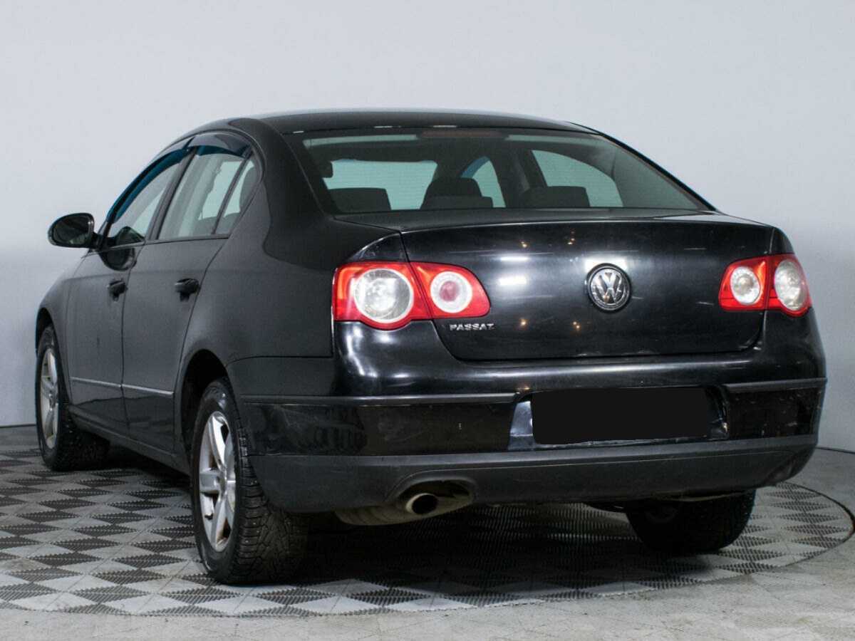 Volkswagen Passat с пробегом — 2008 год. Фото: #6