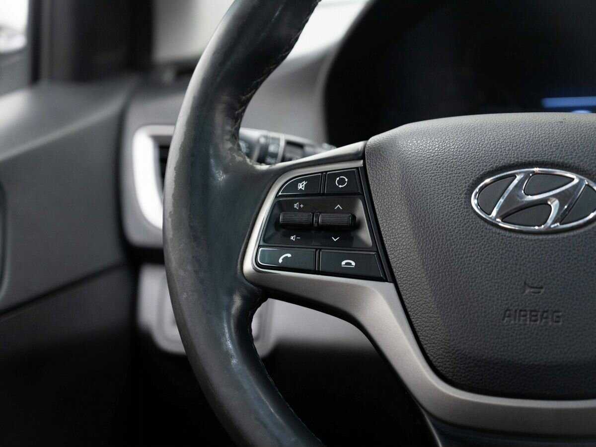 Hyundai Solaris с пробегом — 2018 год. Фото: #16