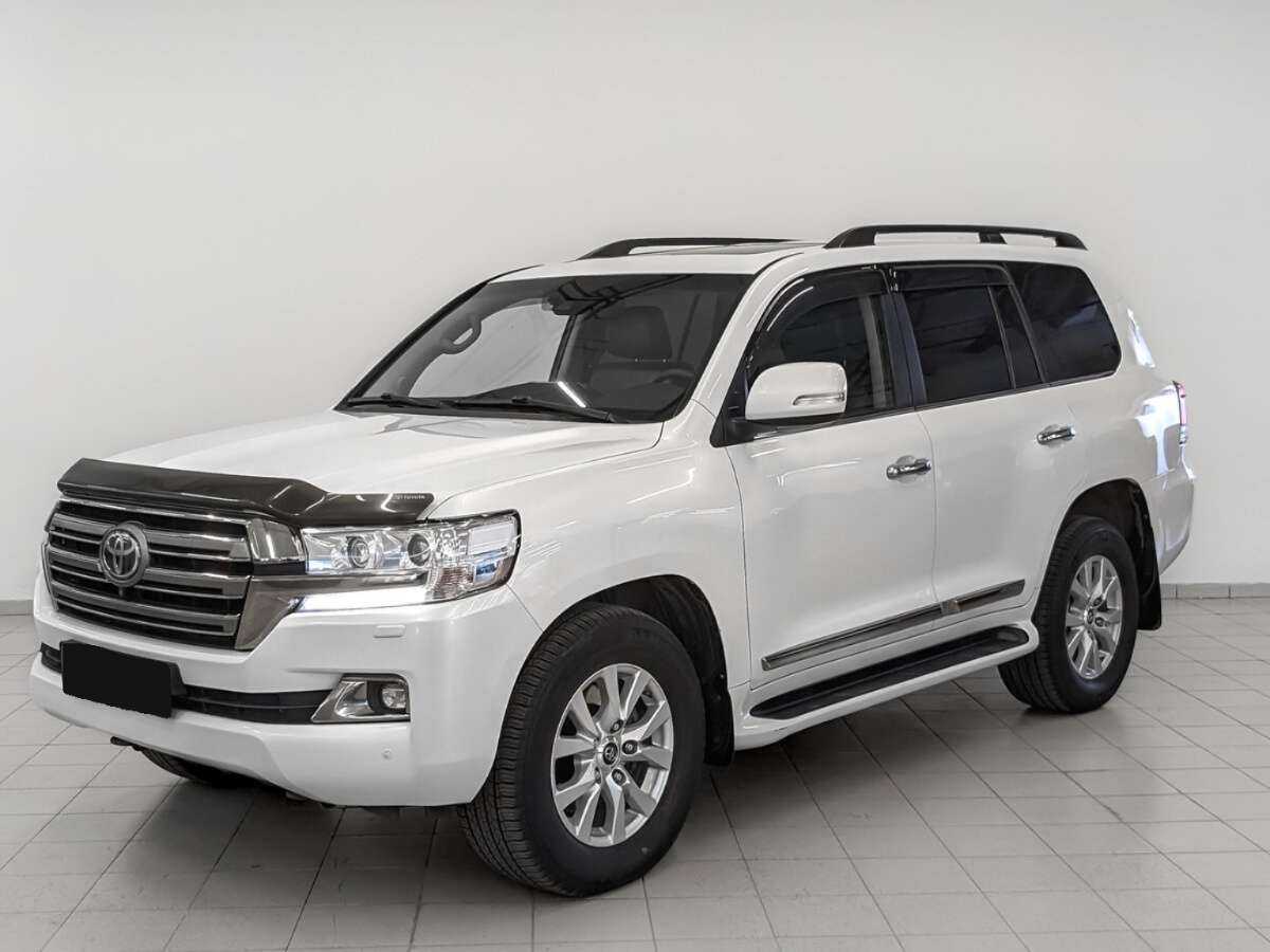 Toyota Land Cruiser с пробегом — 2017 год. Фото: #0