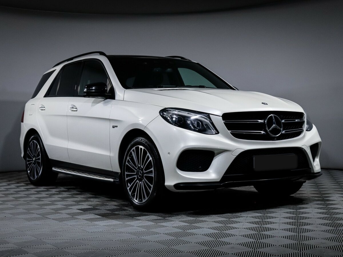 Mercedes-Benz GLE AMG с пробегом — 2016 год. Фото: #2