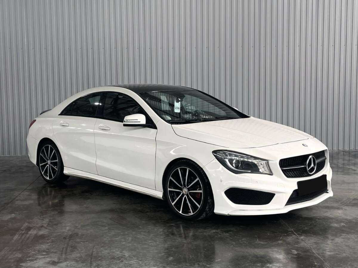 Mercedes-Benz CLA с пробегом — 2014 год. Фото: #2