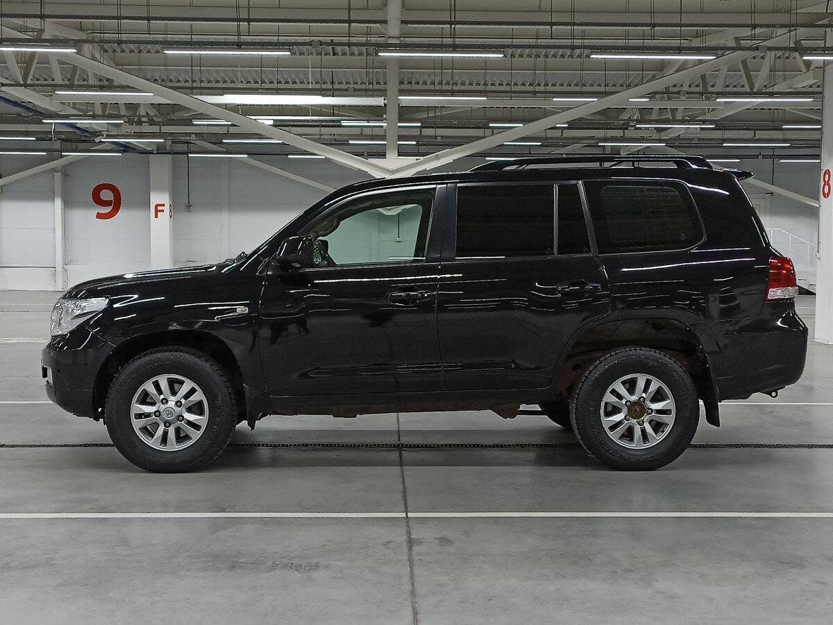 Toyota Land Cruiser с пробегом — 2009 год. Фото: #7