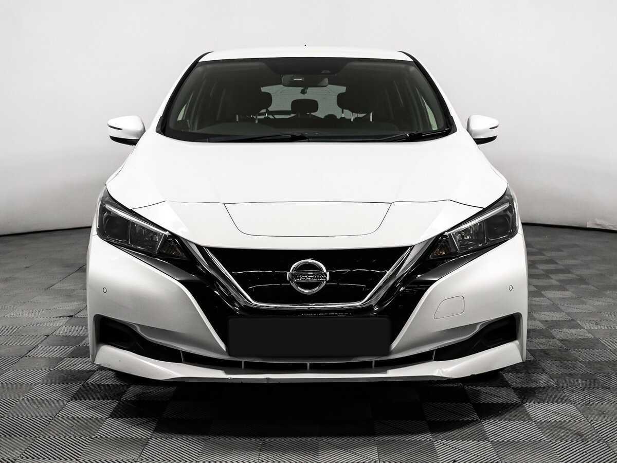 Nissan Leaf с пробегом — 2017 год. Фото: #1