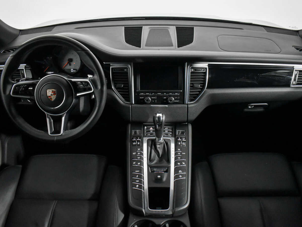 Porsche Macan с пробегом — 2014 год. Фото: #12