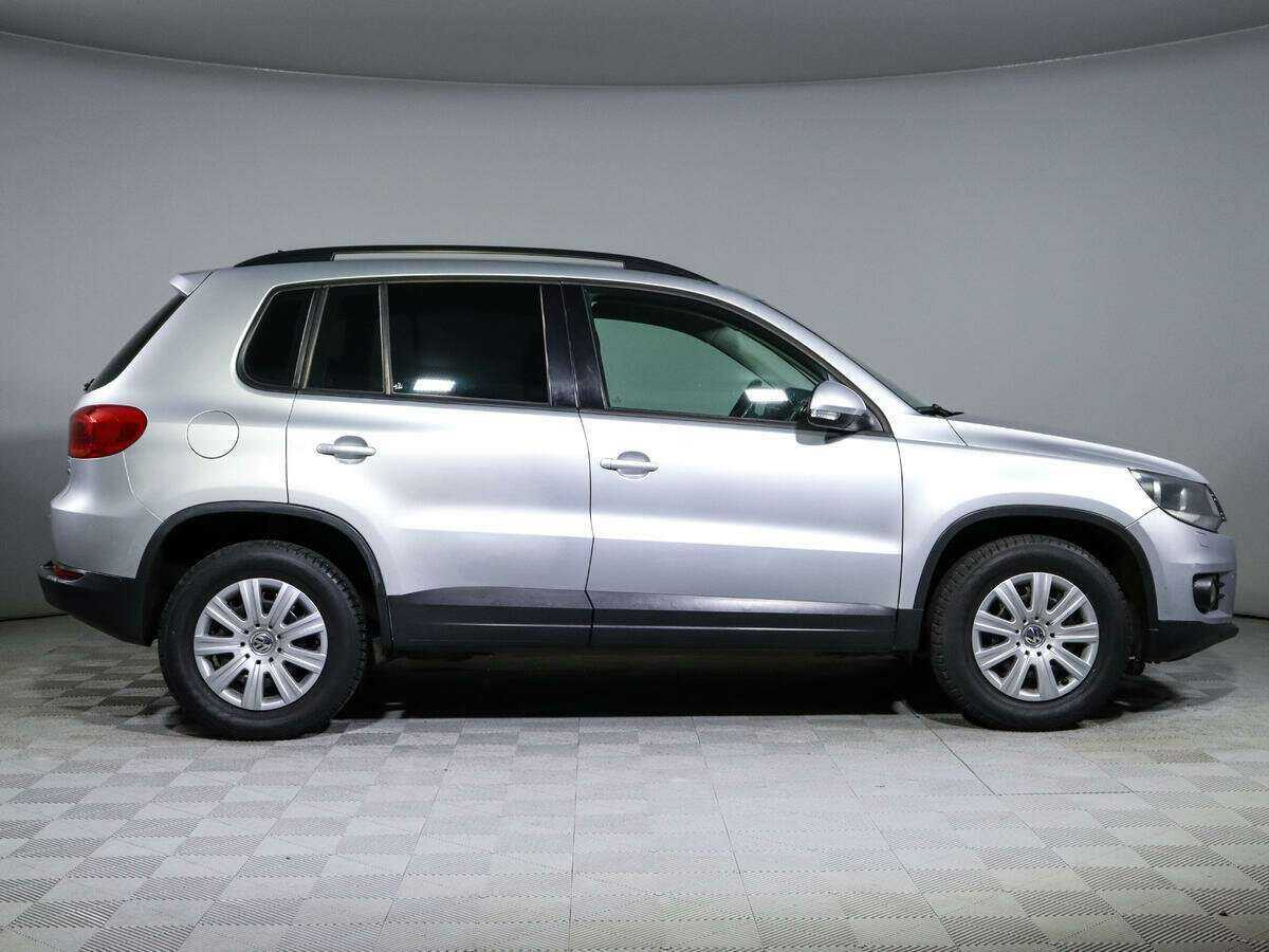 Volkswagen Tiguan с пробегом — 2011 год. Фото: #3