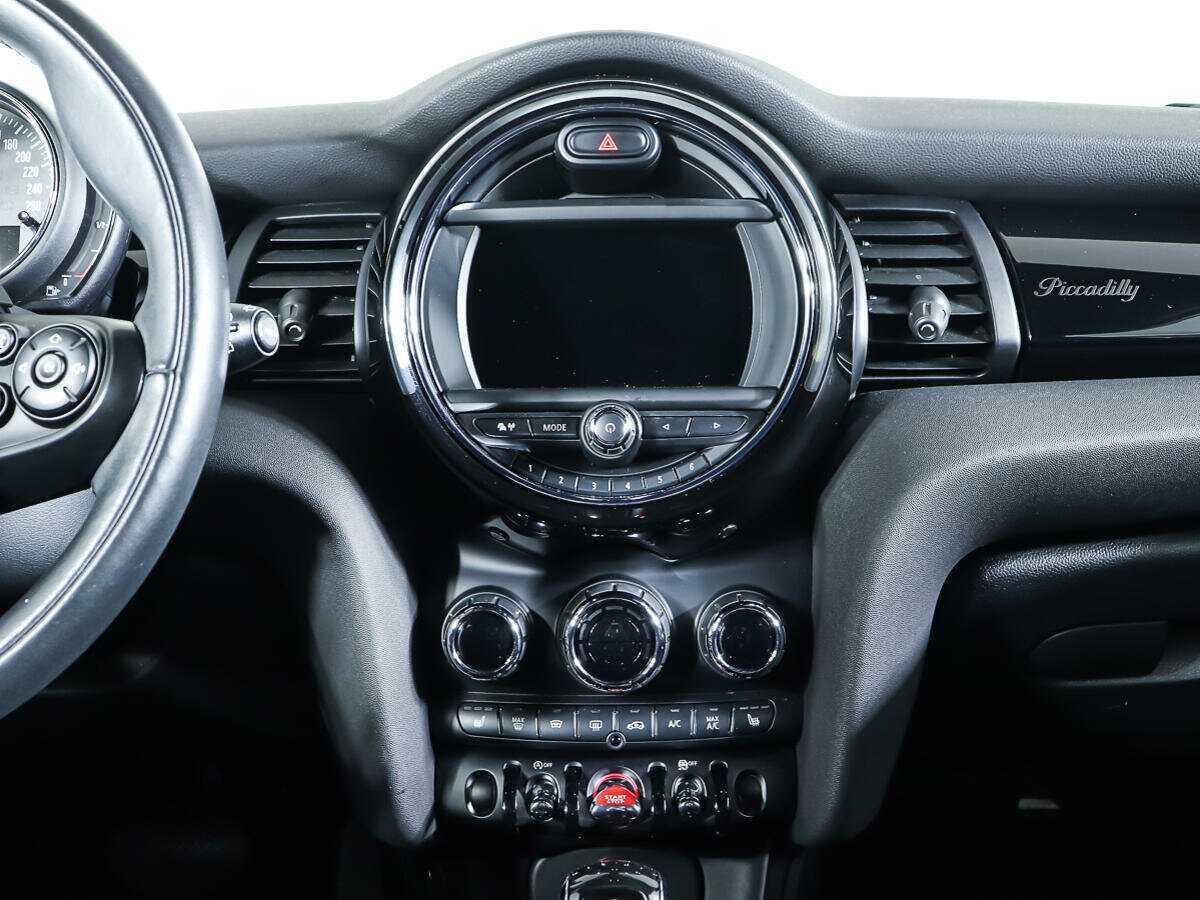 Mini Hatch с пробегом — 2021 год. Фото: #10