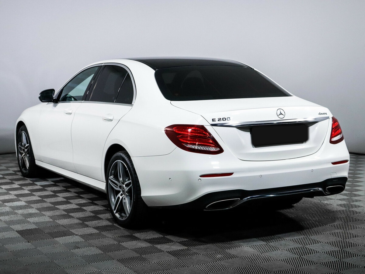 Mercedes-Benz E-Класс с пробегом — 2019 год. Фото: #5