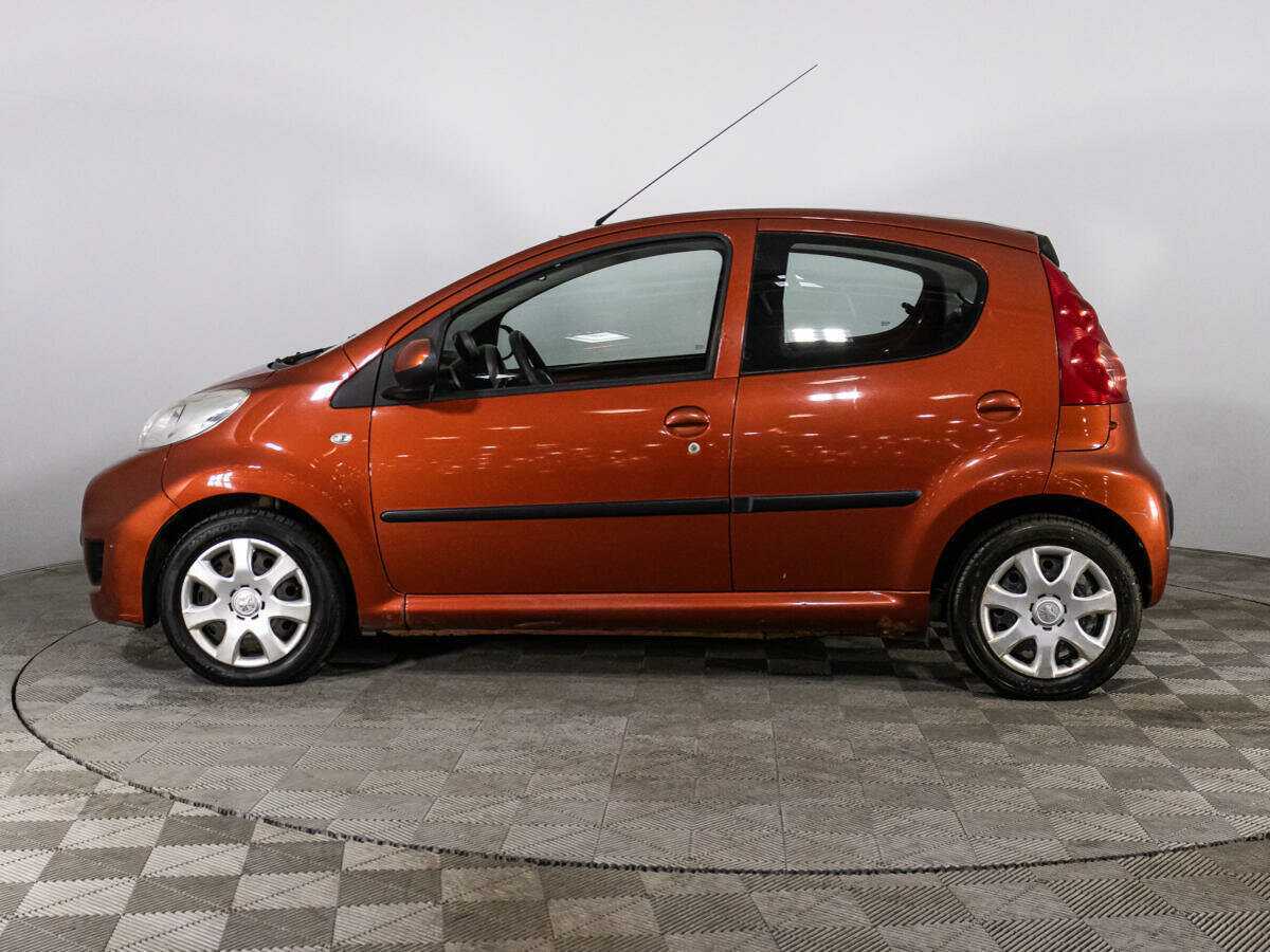 Peugeot 107 с пробегом — 2009 год. Фото: #6