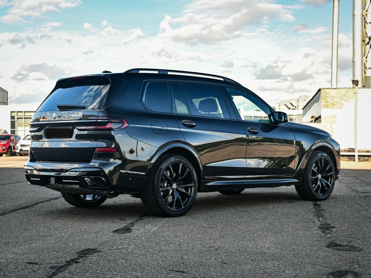 BMW X7 с пробегом — 2022 год. Фото: #4