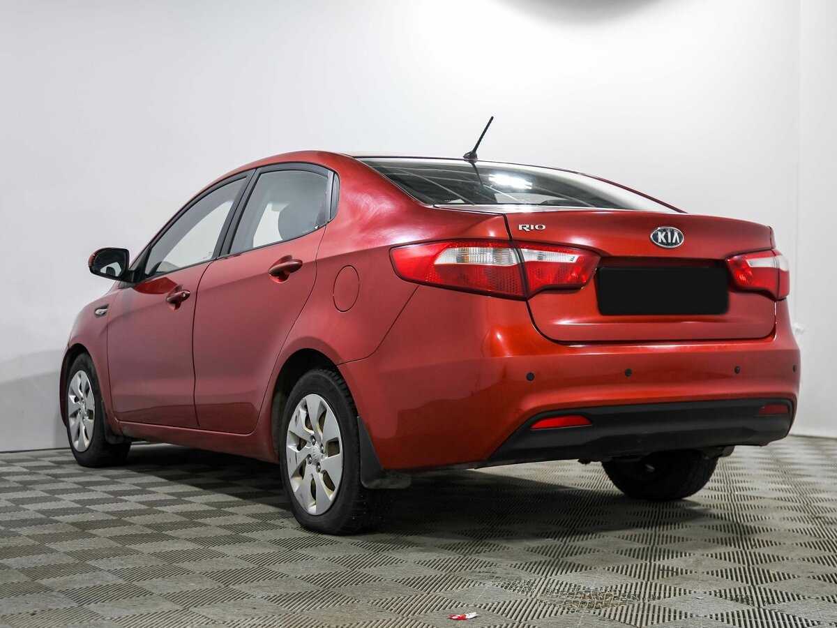 Kia Rio с пробегом — 2012 год. Фото: #5