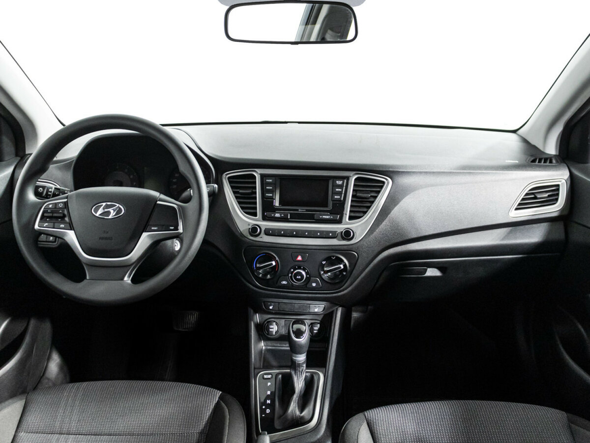 Hyundai Solaris с пробегом — 2020 год. Фото: #12