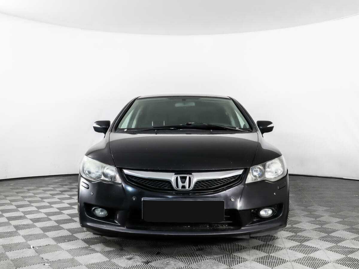 Honda Civic с пробегом — 2010 год. Фото: #1