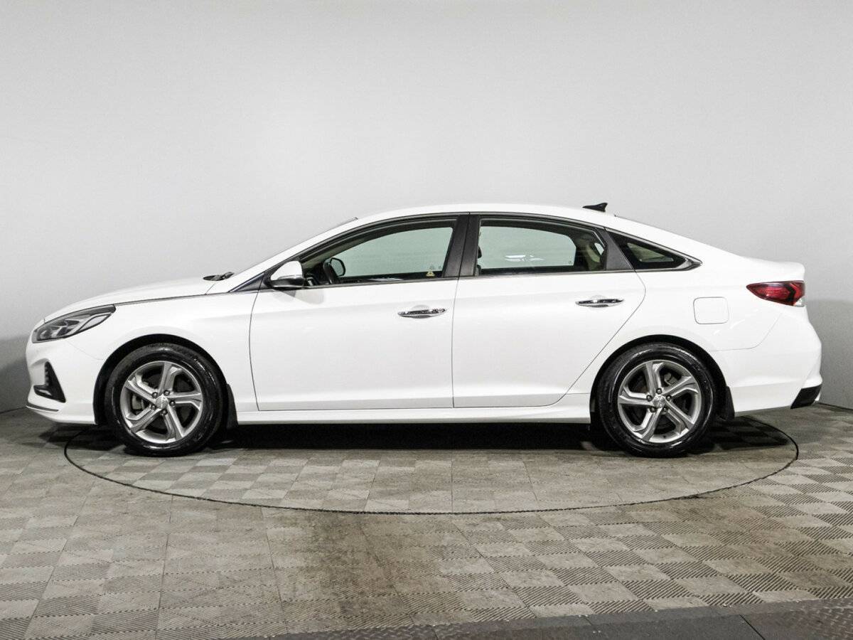 Hyundai Sonata с пробегом — 2017 год. Фото: #7