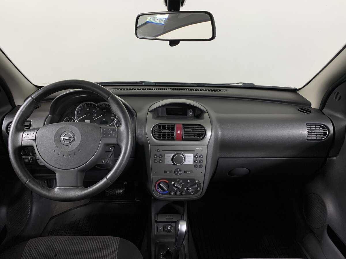 Opel Corsa с пробегом — 2005 год. Фото: #12