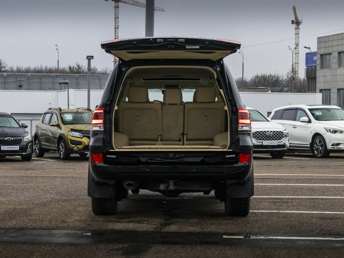 Toyota Land Cruiser с пробегом — 2016 год. Фото: #23