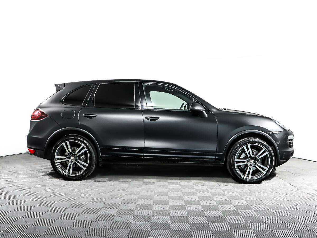Porsche Cayenne с пробегом — 2012 год. Фото: #3