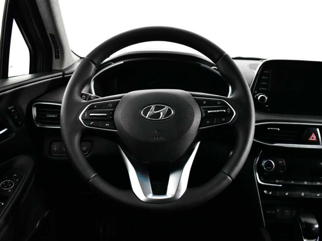 Hyundai Santa Fe с пробегом — 2019 год. Фото: #12