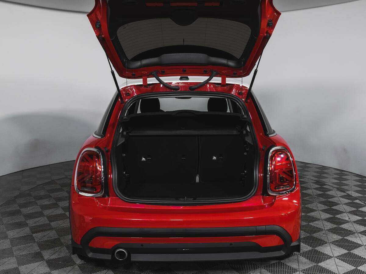 Mini Hatch с пробегом — 2021 год. Фото: #16
