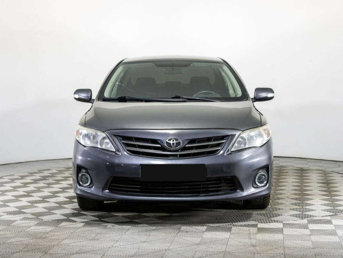 Toyota Corolla с пробегом — 2012 год. Фото: #1