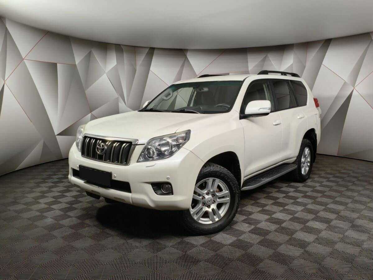 Toyota Land Cruiser Prado с пробегом — 2012 год. Фото: #0