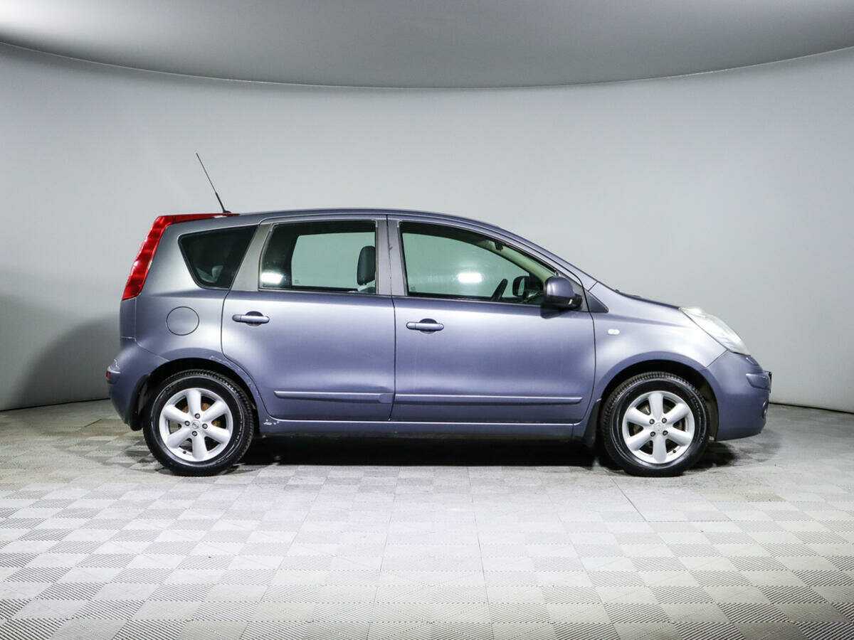Nissan Note с пробегом — 2007 год. Фото: #3