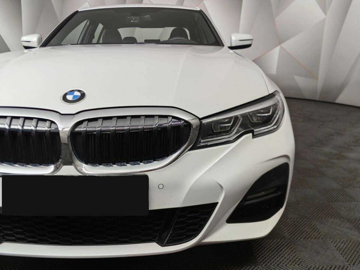 BMW 3 серии с пробегом — 2020 год. Фото: #17