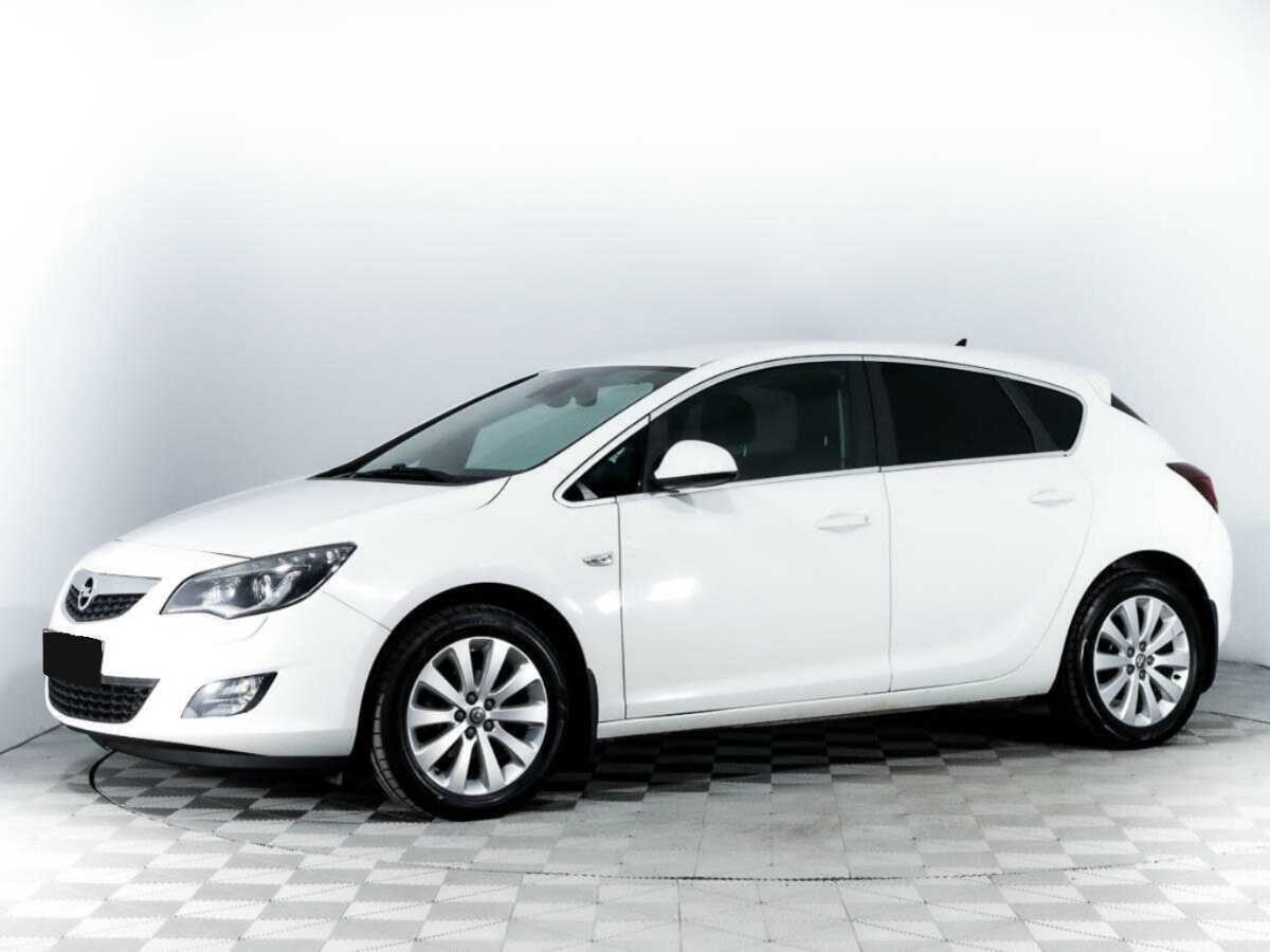 Opel Astra с пробегом — 2011 год. Посмотреть фото